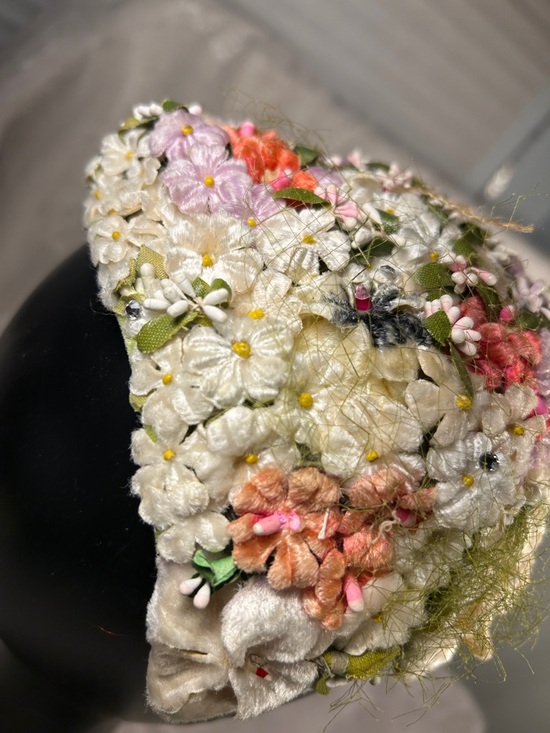 The Dayton company Vintage floral flower headpiece halo piece main image 4
